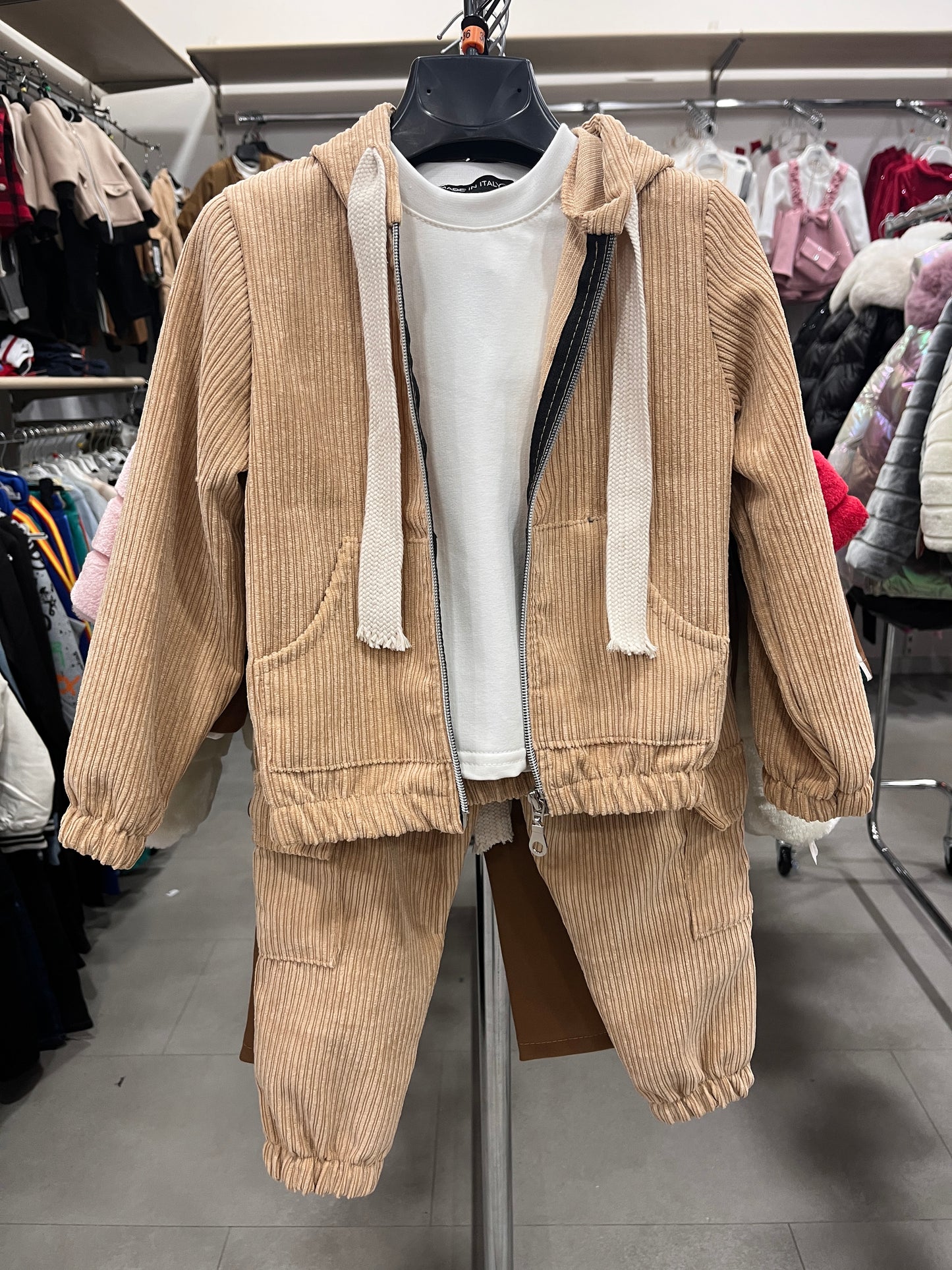 COMPLETO CARGO STREET