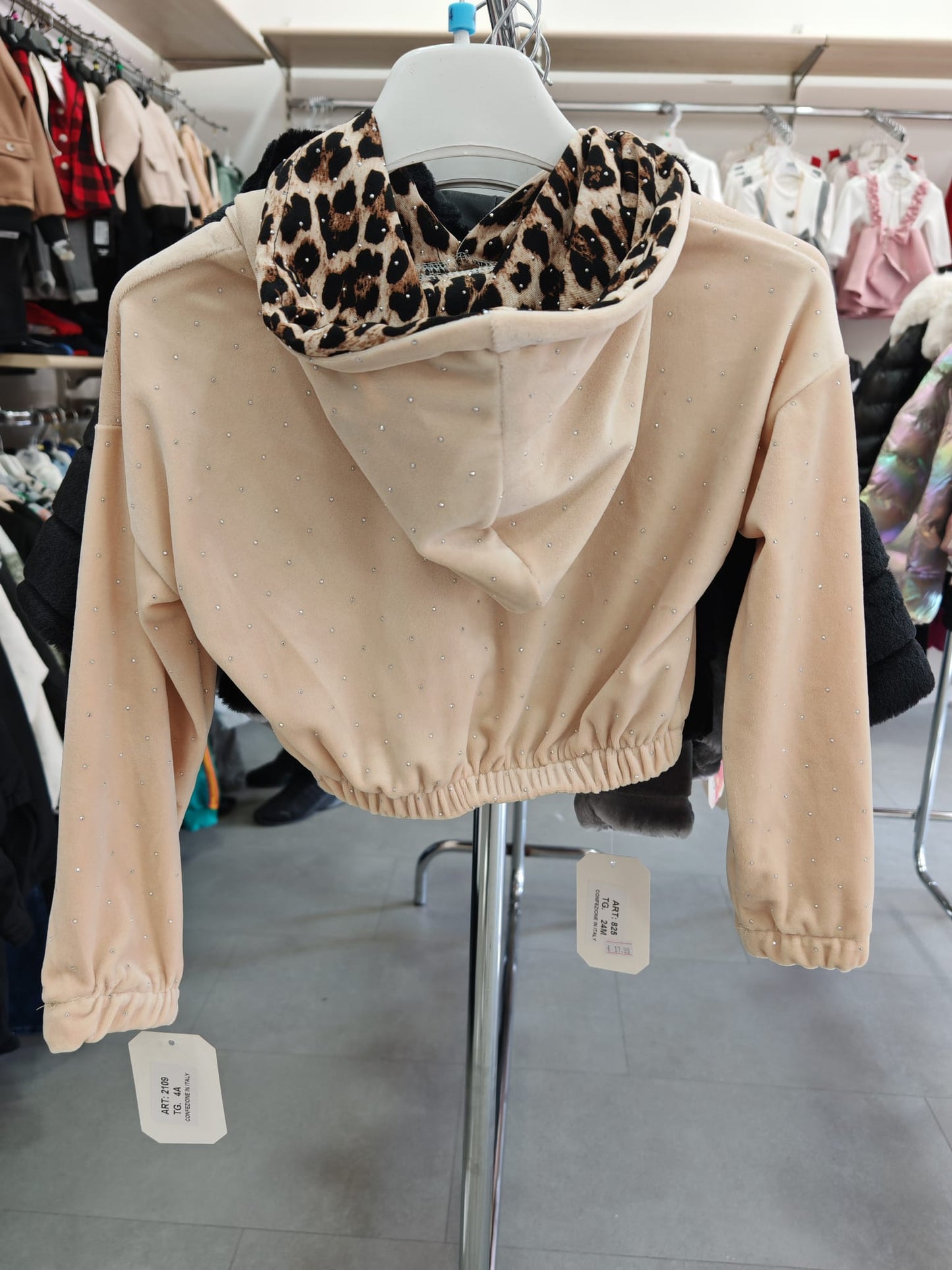 COMPLETO LEOPARD STRASS