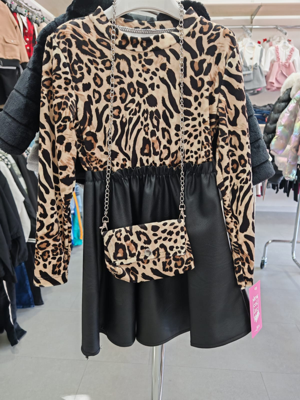 COMPLETO LEOPARDATO + ACCESSORIO